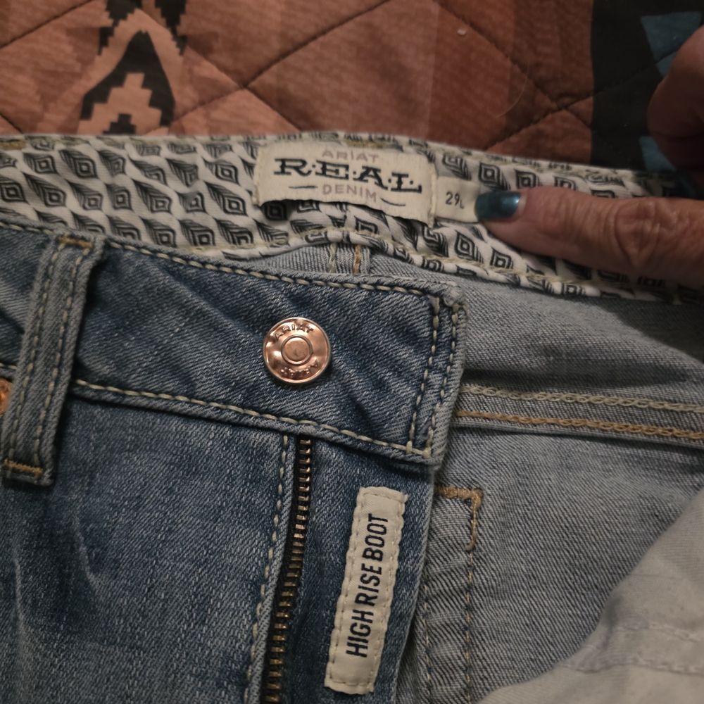 Ariat Light Blue Boot Cut Jeans          29 Long - Picture 3 of 4